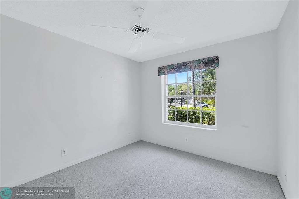 Active With Contract: $895,000 (4 beds, 2 baths, 1968 Square Feet)