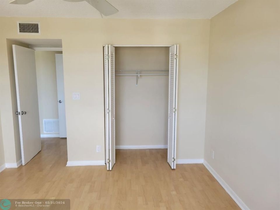 Recently Sold: $150,000 (1 beds, 1 baths, 690 Square Feet)