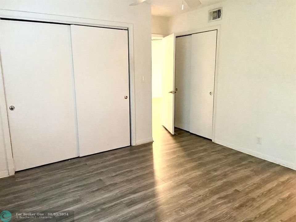 Activo con contrato: $245,900 (1 camas, 1 baños, 850 Pies cuadrados)