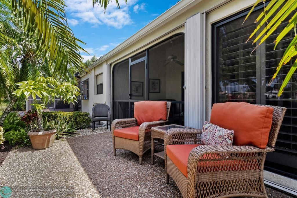 Recently Sold: $495,000 (2 beds, 2 baths, 1757 Square Feet)