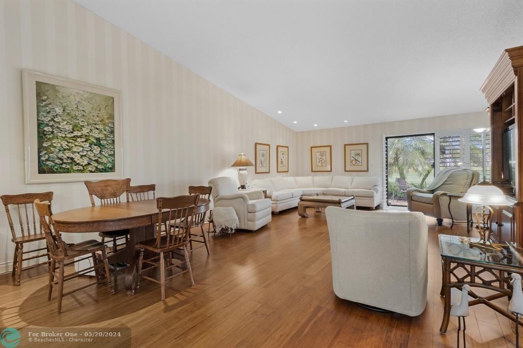 Recently Sold: $495,000 (2 beds, 2 baths, 1757 Square Feet)