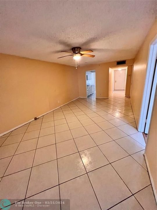 Recently Rented: $2,000 (2 beds, 2 baths, 1000 Square Feet)