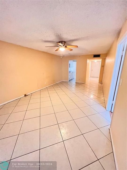 Recently Rented: $2,000 (2 beds, 2 baths, 1000 Square Feet)