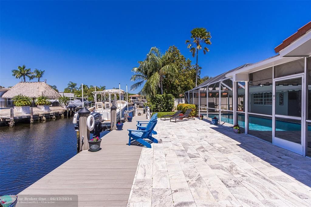 Active With Contract: $1,695,000 (3 beds, 3 baths, 2084 Square Feet)