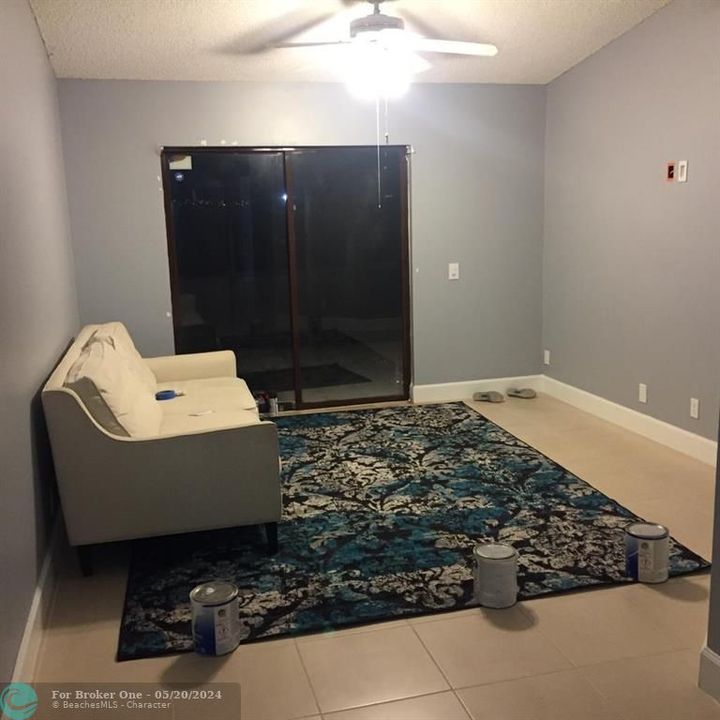 Recently Rented: $1,900 (2 beds, 2 baths, 849 Square Feet)