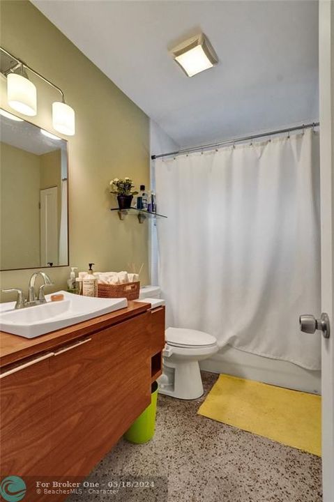 待售: $995,000 (3 贝兹, 2 浴室, 1703 平方英尺)