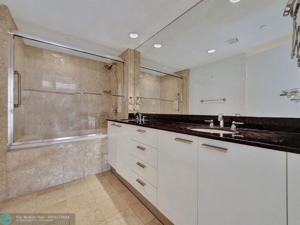 待售: $999,000 (3 贝兹, 3 浴室, 1571 平方英尺)