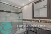 For Sale: $519,900 (2 beds, 2 baths, 1250 Square Feet)