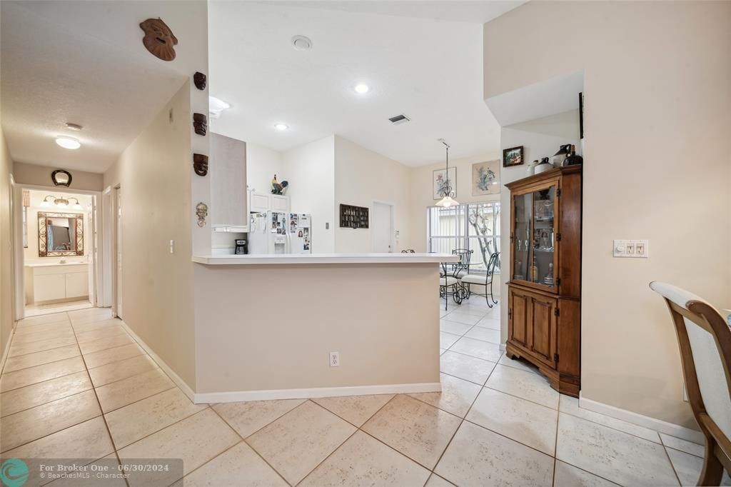 For Sale: $469,000 (3 beds, 2 baths, 1710 Square Feet)