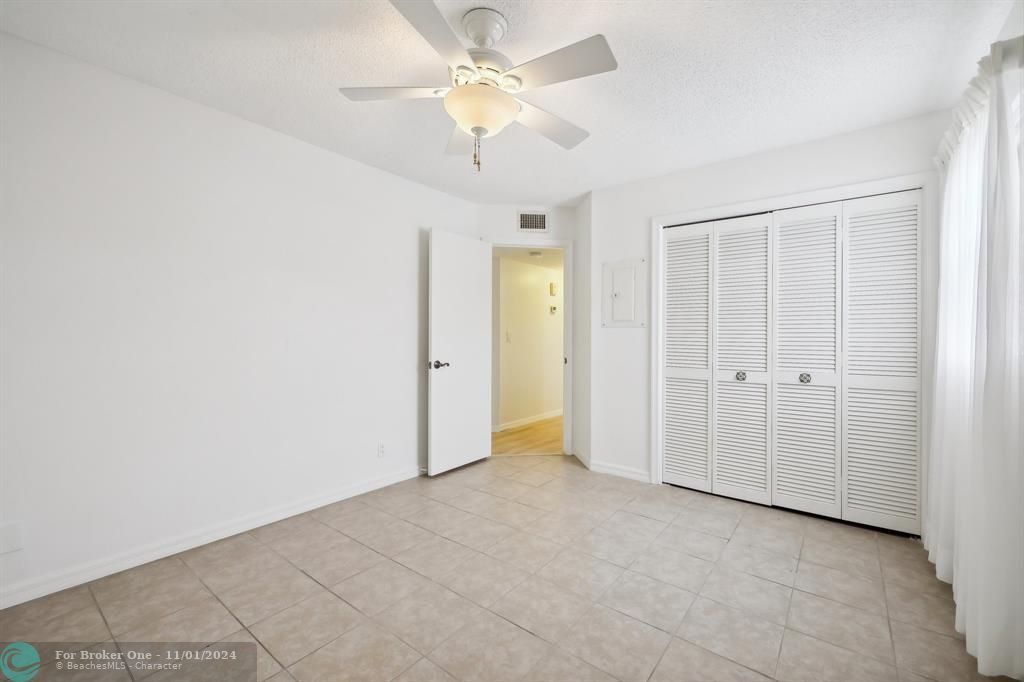 For Sale: $250,000 (2 beds, 2 baths, 1188 Square Feet)