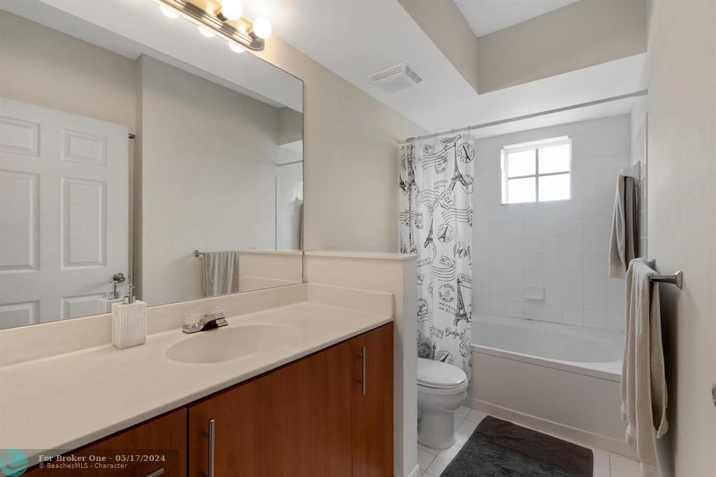 待售: $699,000 (3 贝兹, 2 浴室, 1264 平方英尺)