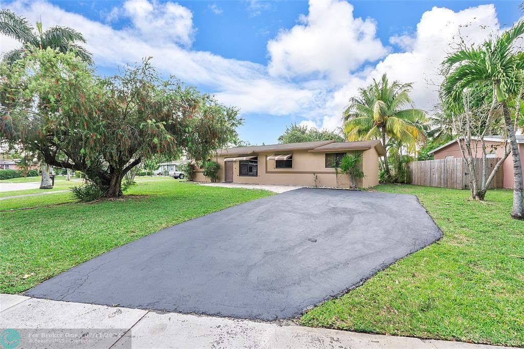 Recently Sold: $499,900 (3 beds, 2 baths, 1220 Square Feet)