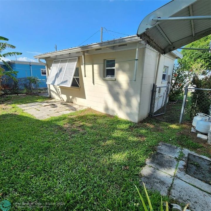 Recently Sold: $250,000 (3 beds, 2 baths, 1362 Square Feet)