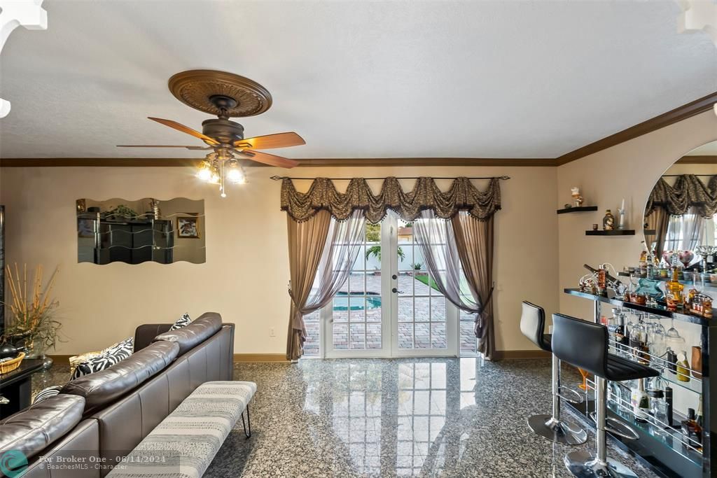 For Sale: $599,900 (3 beds, 2 baths, 1613 Square Feet)