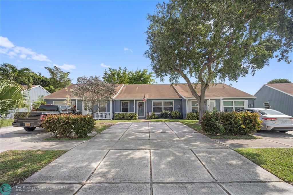 Recently Sold: $399,900 (3 beds, 2 baths, 1200 Square Feet)