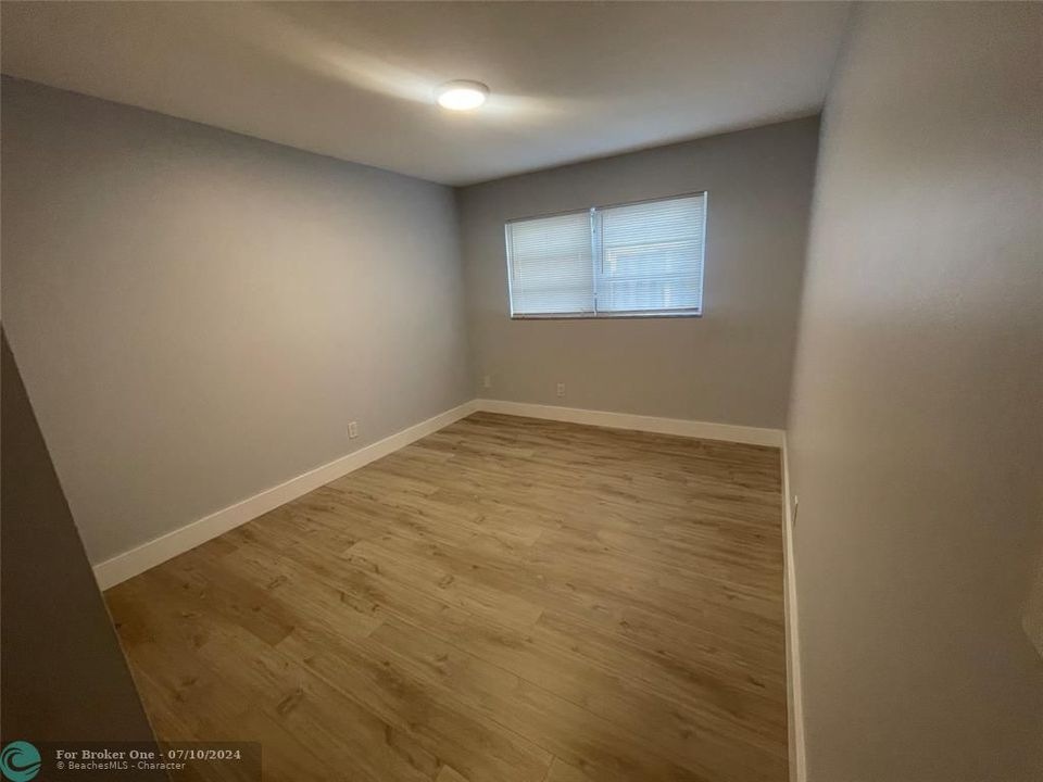 For Sale: $2,195 (2 beds, 2 baths, 3548 Square Feet)