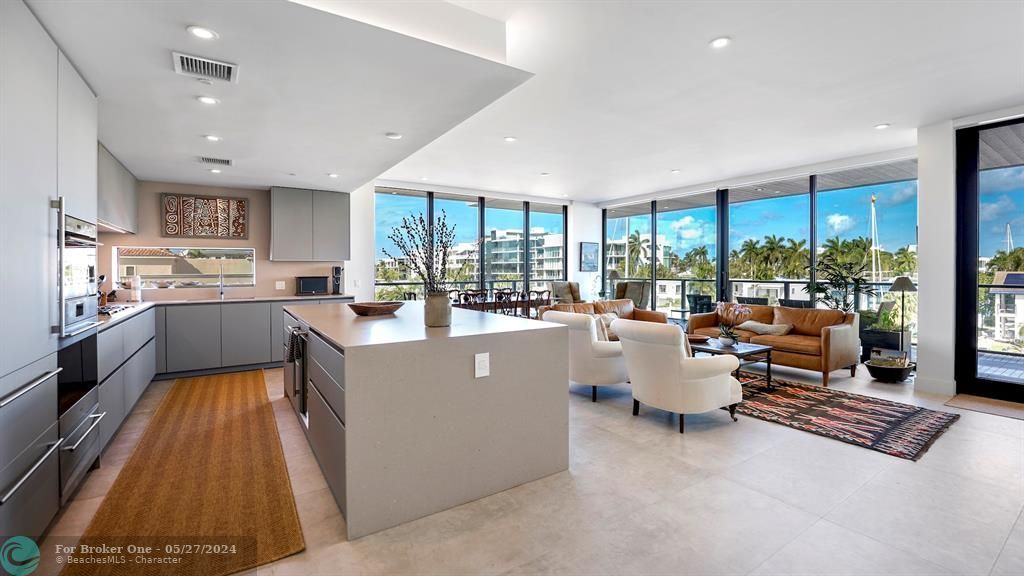 Active With Contract: $2,495,000 (3 beds, 3 baths, 2285 Square Feet)
