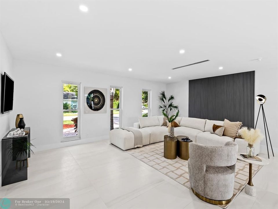 Active With Contract: $1,695,000 (4 beds, 3 baths, 2825 Square Feet)