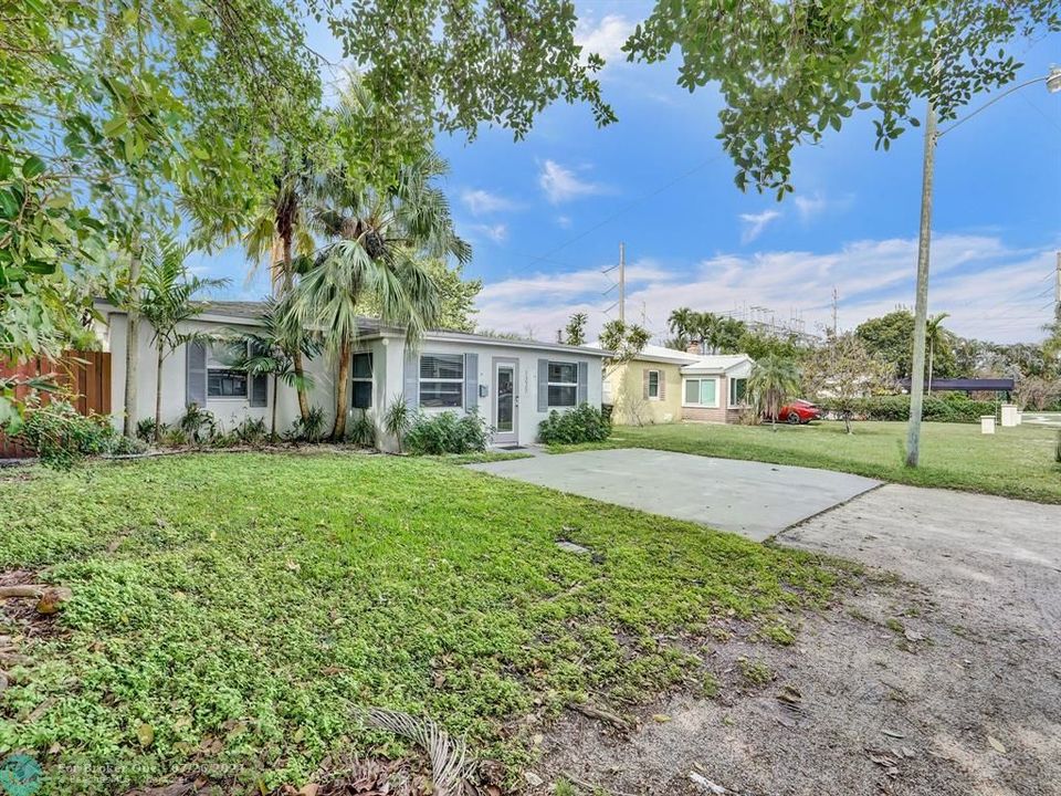Recently Sold: $525,000 (3 beds, 1 baths, 1389 Square Feet)