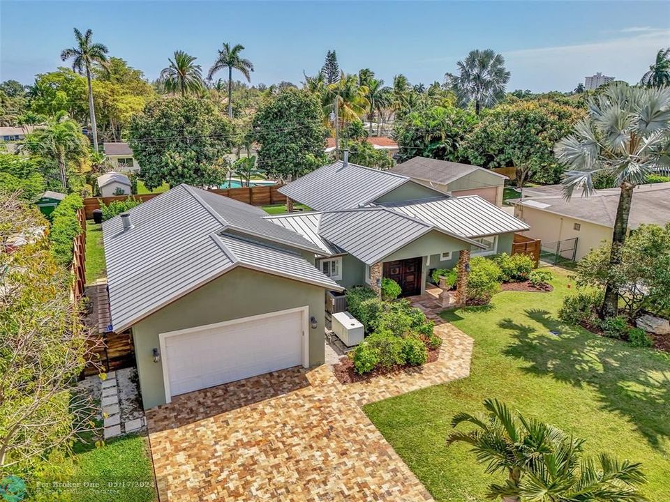 Recently Sold: $1,590,000 (3 beds, 3 baths, 2234 Square Feet)