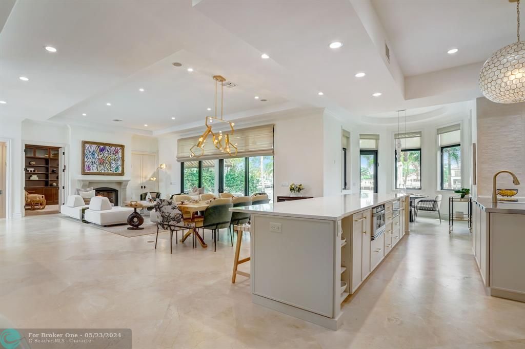 For Sale: $6,499,990 (5 beds, 5 baths, 4817 Square Feet)