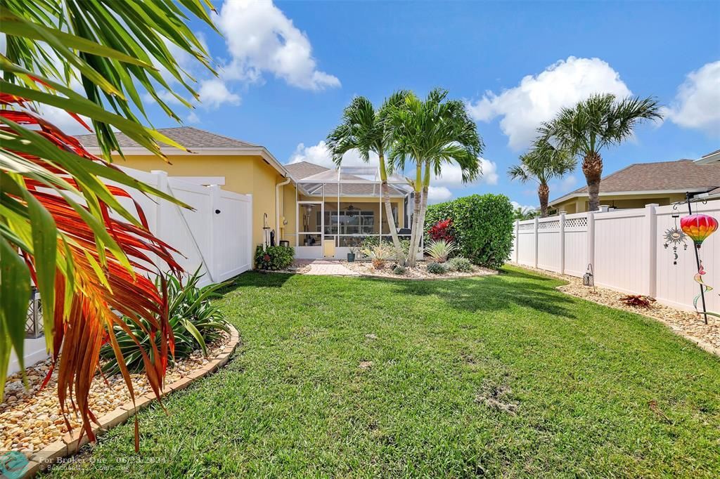 Recently Sold: $474,000 (3 beds, 2 baths, 2039 Square Feet)