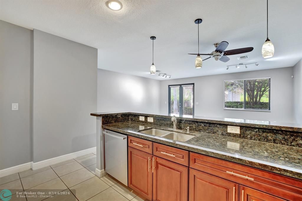 For Sale: $499,000 (3 beds, 2 baths, 1969 Square Feet)