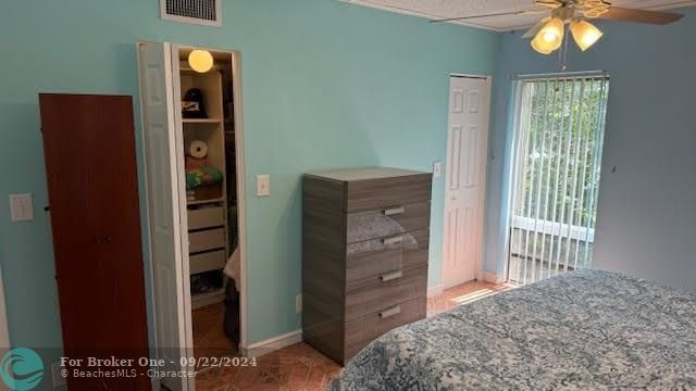 For Sale: $279,000 (2 beds, 2 baths, 1500 Square Feet)