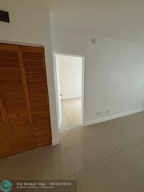 Activo con contrato: $185,000 (1 camas, 1 baños, 700 Pies cuadrados)