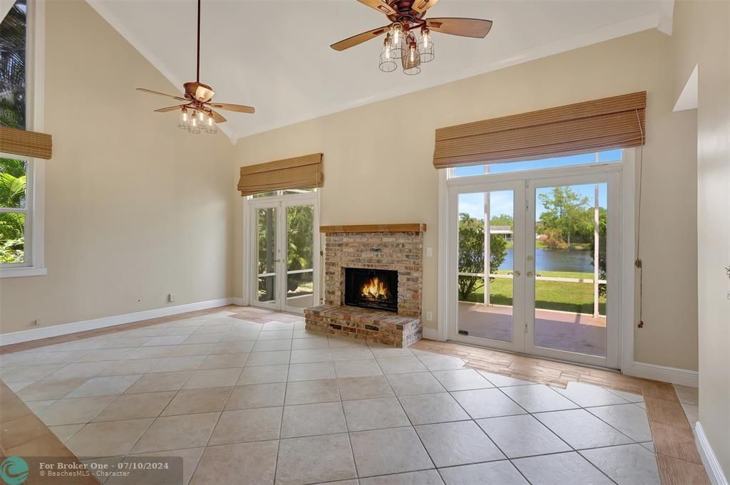 Active With Contract: $634,900 (4 beds, 2 baths, 1497 Square Feet)