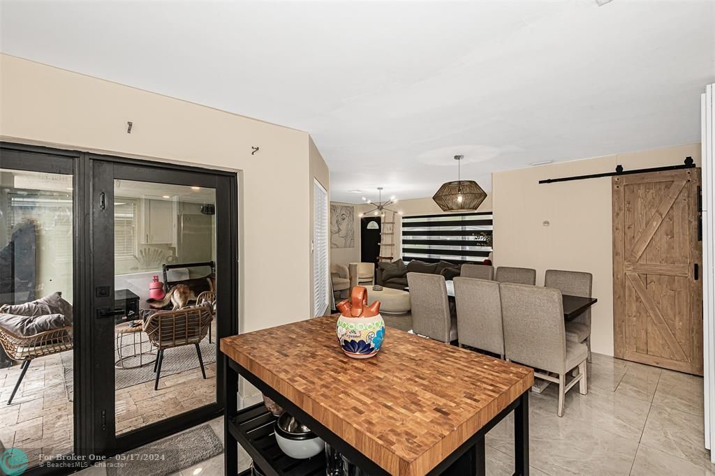 Active With Contract: $629,000 (4 beds, 3 baths, 1604 Square Feet)