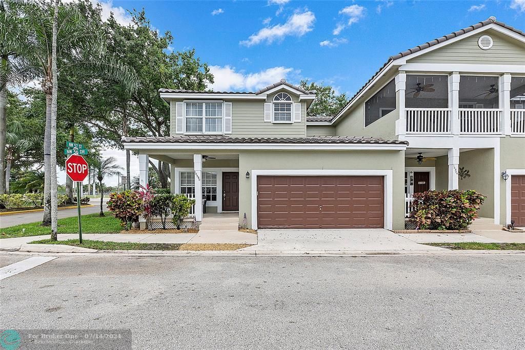 Recently Sold: $525,000 (4 beds, 2 baths, 2022 Square Feet)