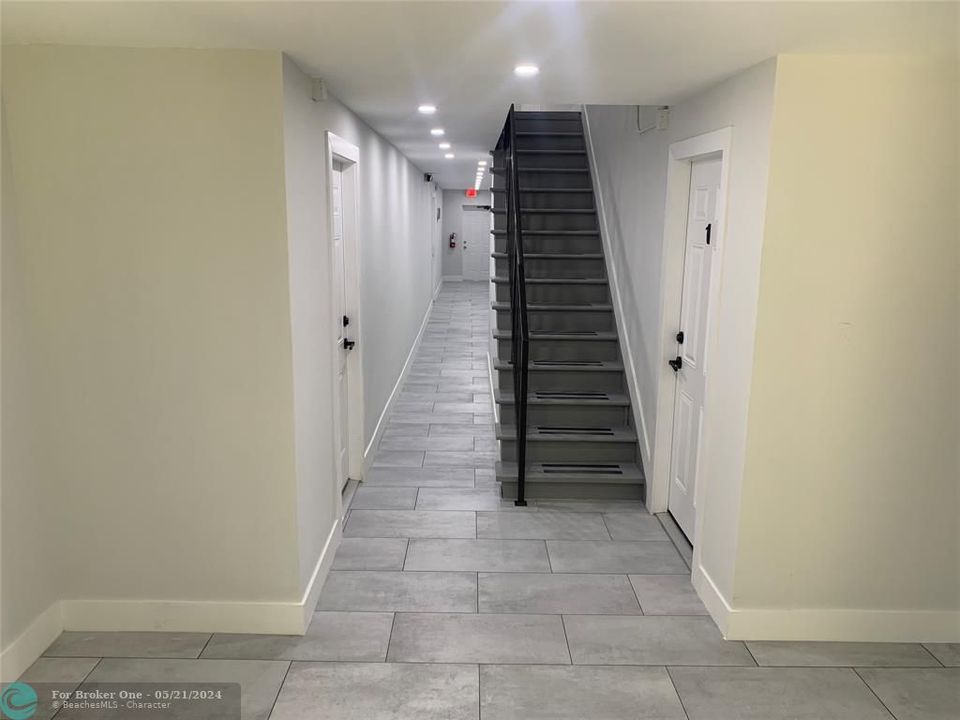 For Sale: $1,795 (1 beds, 1 baths, 6527 Square Feet)