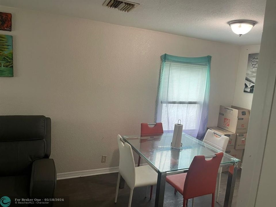 For Rent: $1,600 (2 beds, 1 baths, 0 Square Feet)