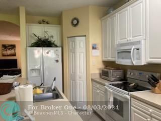 For Rent: $4,500 (3 beds, 2 baths, 1684 Square Feet)