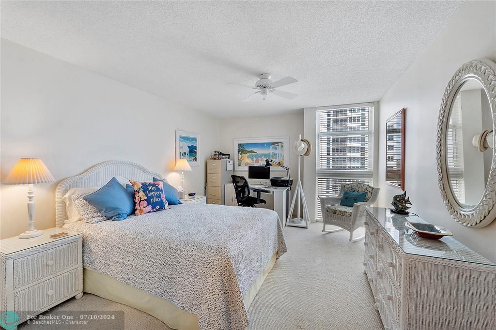 Active With Contract: $699,000 (2 beds, 2 baths, 1499 Square Feet)
