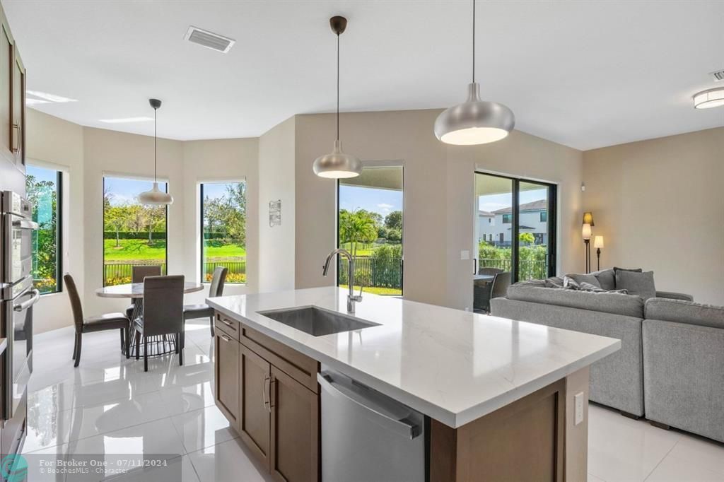 Active With Contract: $1,175,000 (5 beds, 3 baths, 3132 Square Feet)