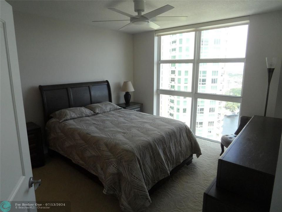 For Rent: $5,500 (2 beds, 2 baths, 1204 Square Feet)
