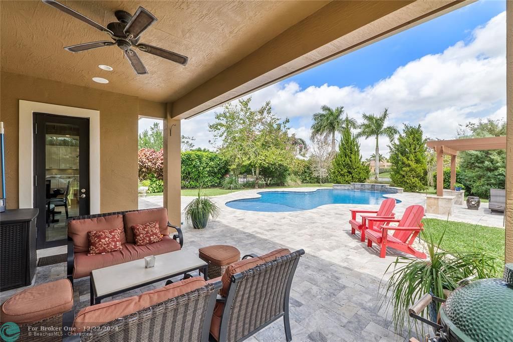 Recently Sold: $1,999,999 (5 beds, 4 baths, 4266 Square Feet)