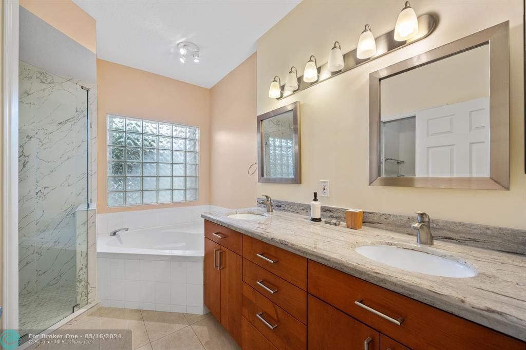 Active With Contract: $635,000 (3 beds, 2 baths, 2039 Square Feet)