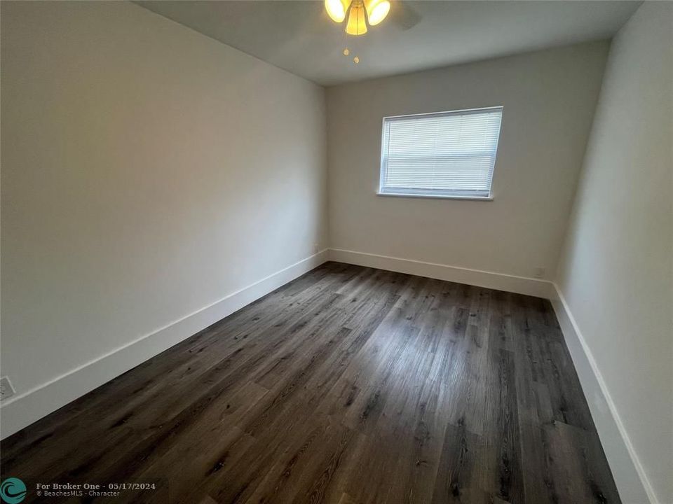Recently Sold: $1,825 (2 beds, 1 baths, 9749 Square Feet)