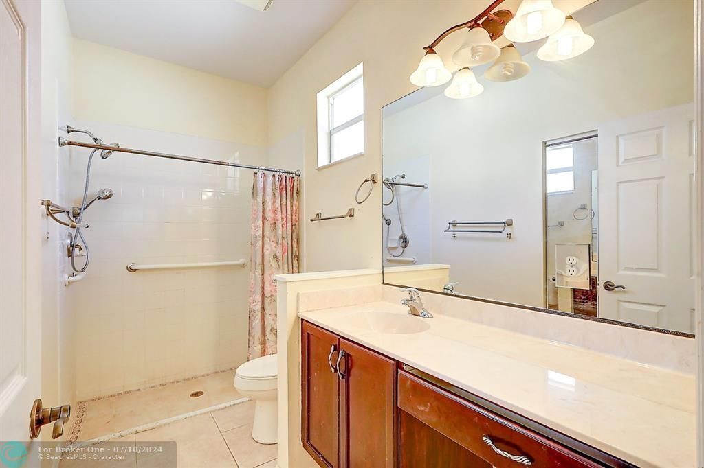 待售: $310,000 (2 贝兹, 2 浴室, 1506 平方英尺)