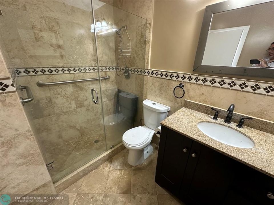 最近租的: $3,000 (2 贝兹, 2 浴室, 1178 平方英尺)