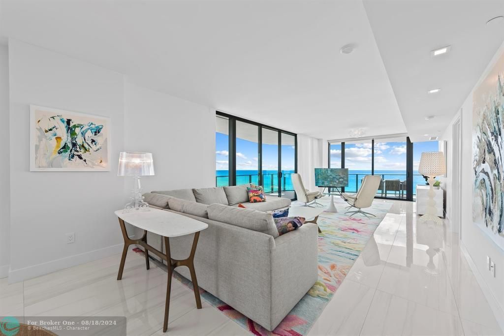 Active With Contract: $3,300,000 (3 beds, 4 baths, 2525 Square Feet)