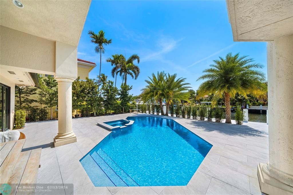 For Sale: $4,395,000 (4 beds, 3 baths, 3547 Square Feet)