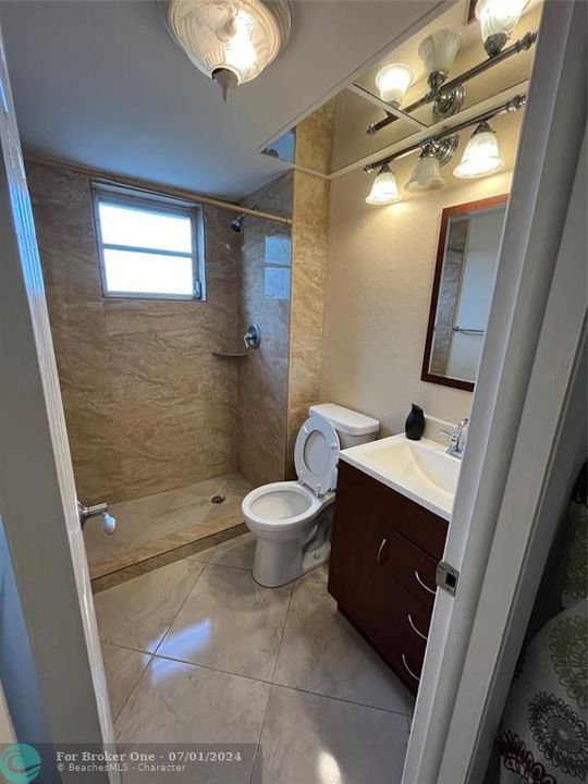 最近租的: $1,900 (2 贝兹, 2 浴室, 920 平方英尺)