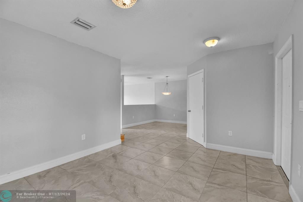 Active With Contract: $450,000 (4 beds, 2 baths, 1568 Square Feet)