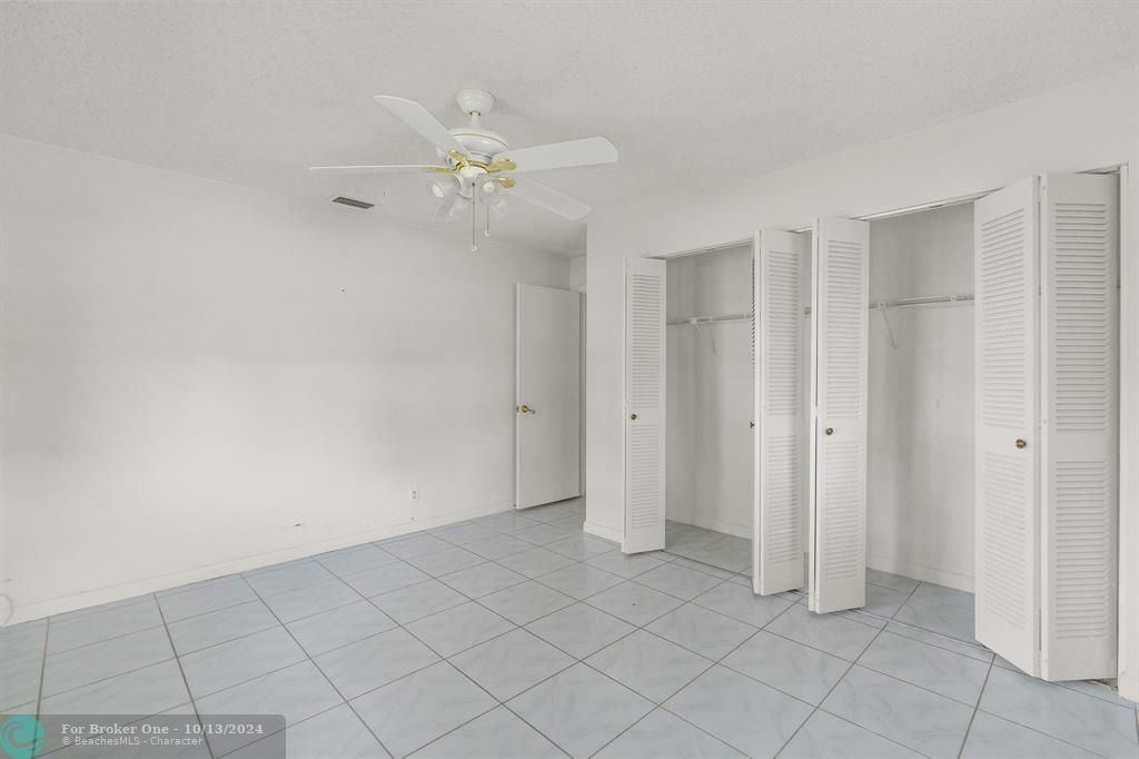 For Sale: $349,000 (2 beds, 2 baths, 1574 Square Feet)