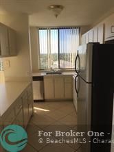 Active With Contract: $141,900 (2 beds, 2 baths, 1032 Square Feet)