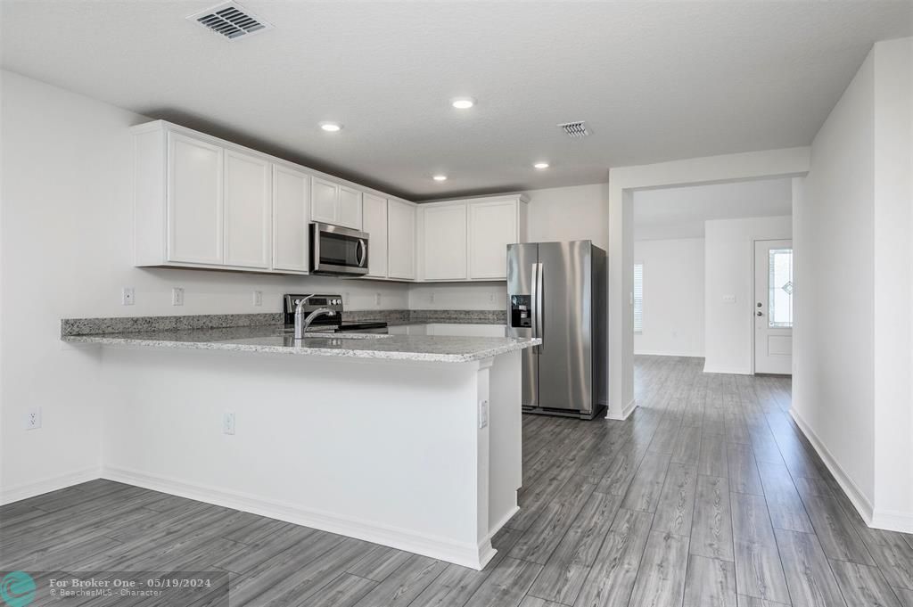 For Sale: $392,900 (4 beds, 2 baths, 1851 Square Feet)